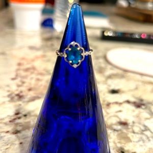 Beautiful turquoise stone ring with rhinestones ~ size 7